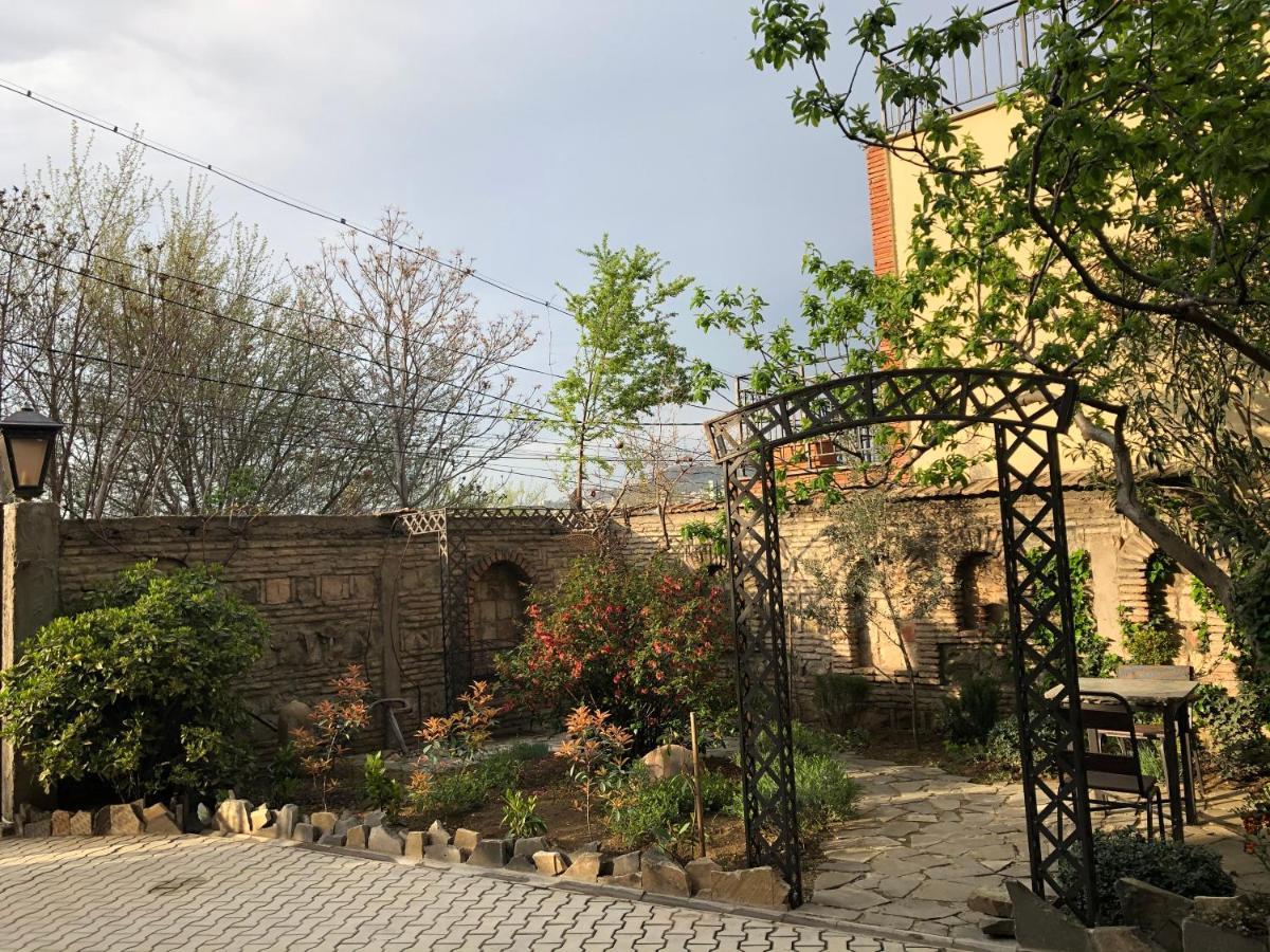 Artists Residence In Tbilisi Exteriör bild