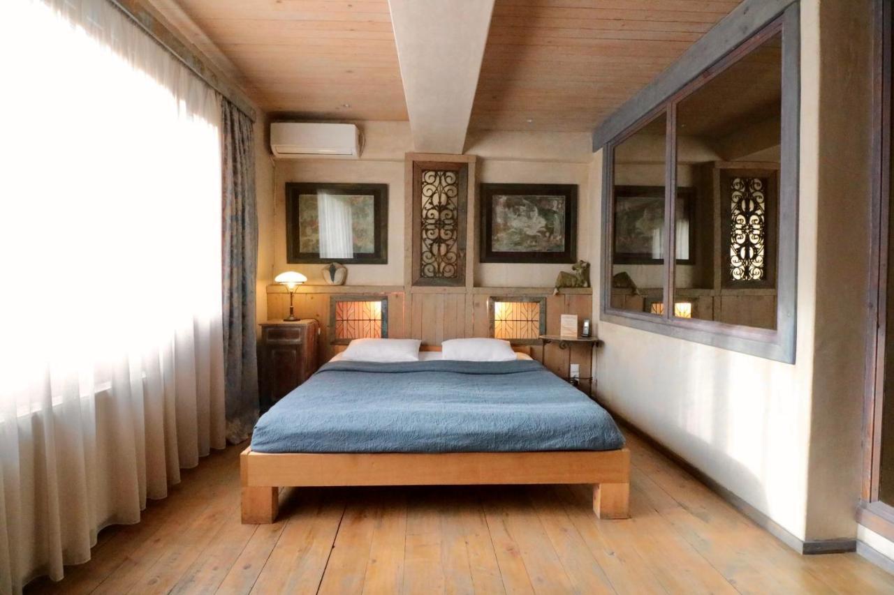 Artists Residence In Tbilisi Exteriör bild